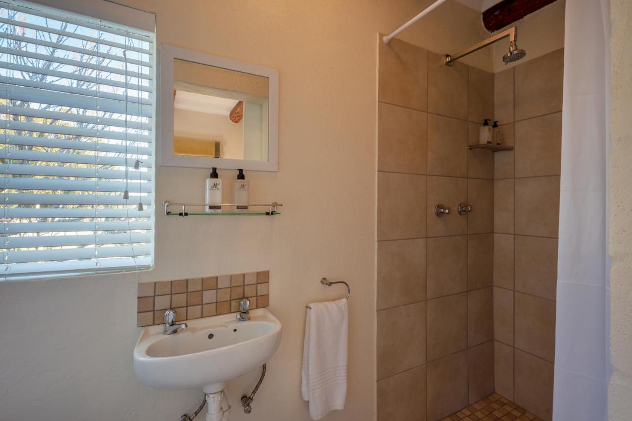 Honeyrock Cottages Kleinmond Bagian luar foto