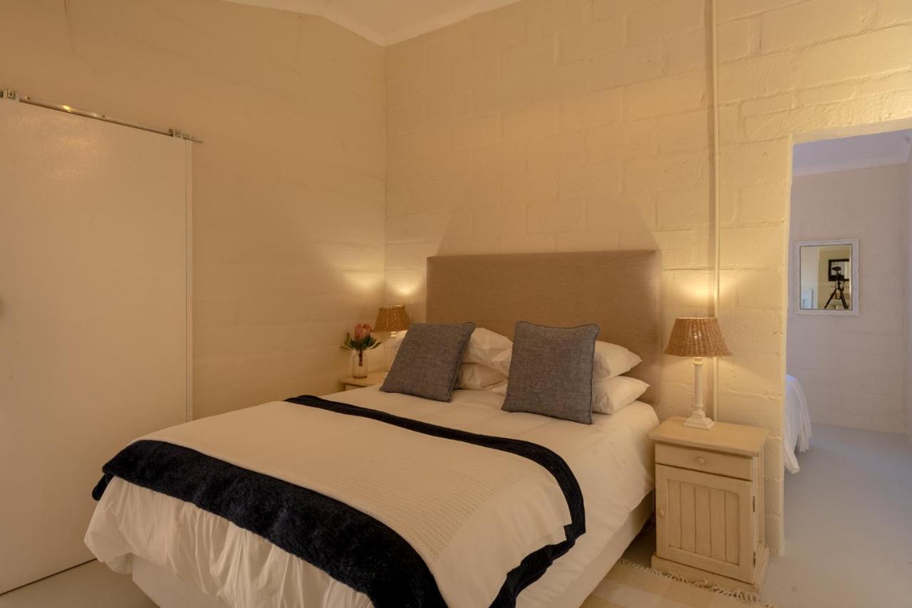 Honeyrock Cottages Kleinmond Bagian luar foto