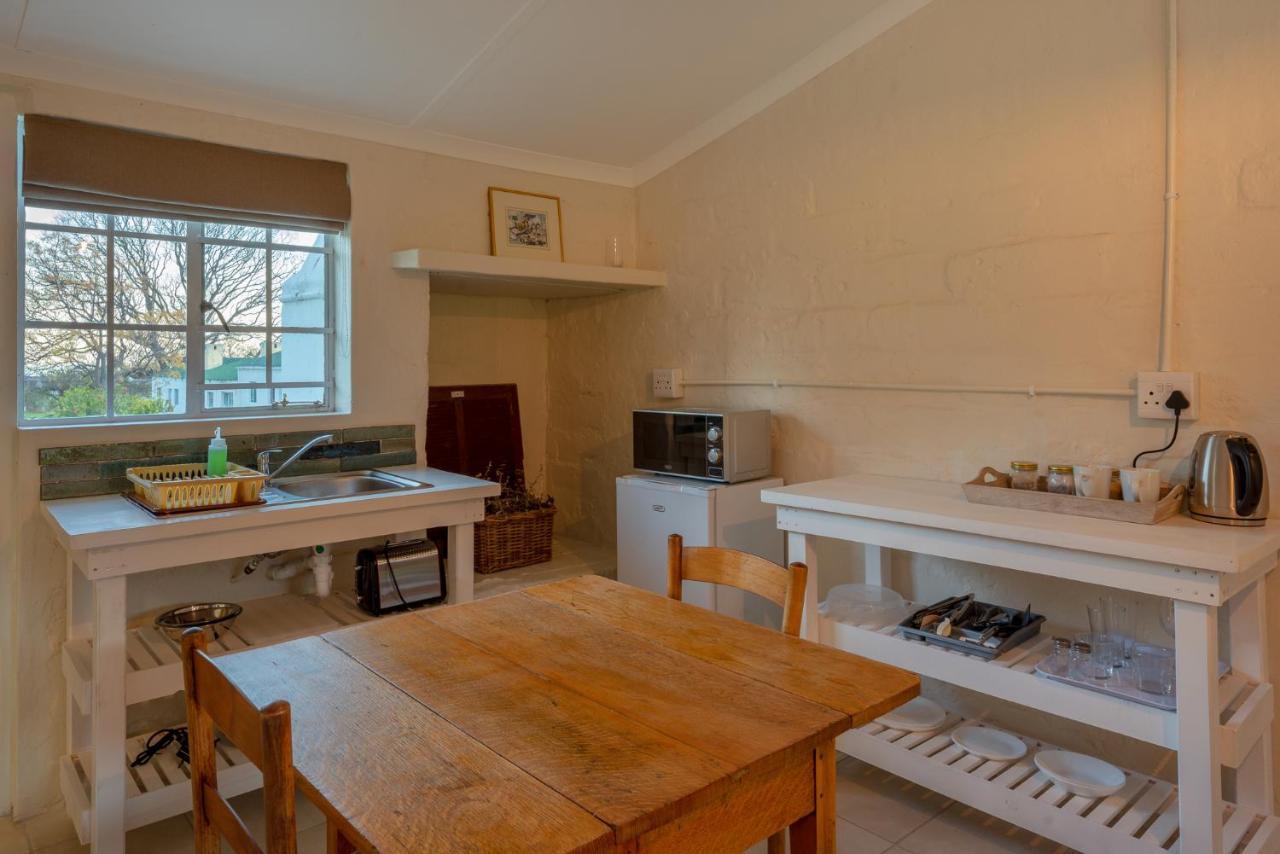 Honeyrock Cottages Kleinmond Bagian luar foto